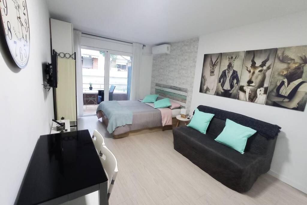 Apartamento con piscina a 2 minutos de la playa!!! Lloret de Mar Exterior foto